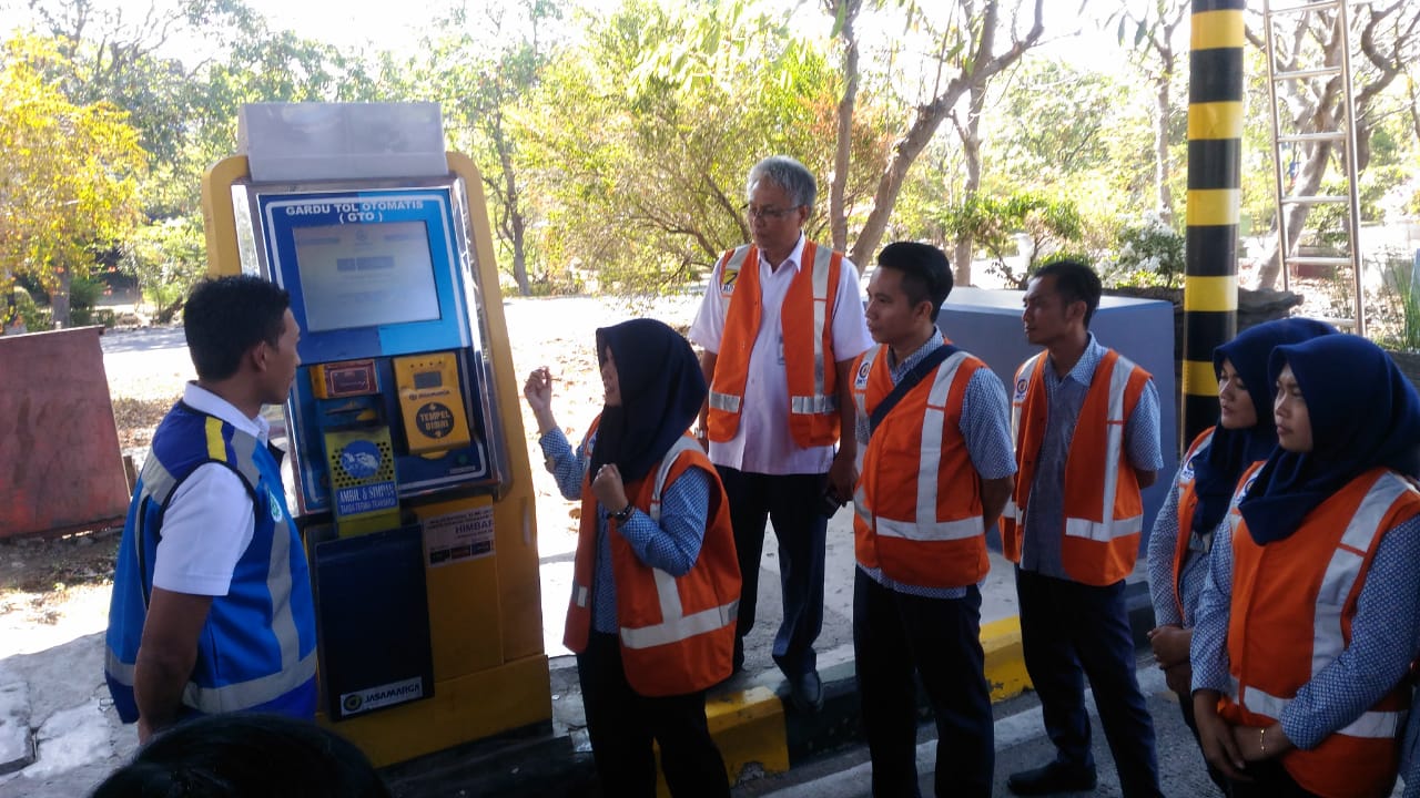 PENGENALAN PERALATAN DI RUAS SURABAYA GEMPOL PT Jasamarga Tollroad